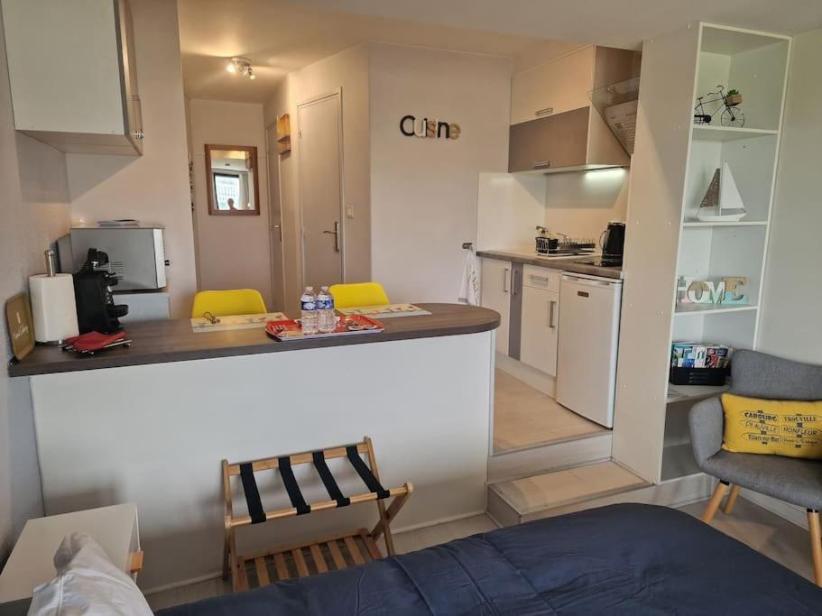 Le Cocooning-Studio Deauville Marina Avec Terrasse Vue Mer Et Plage Exterior foto